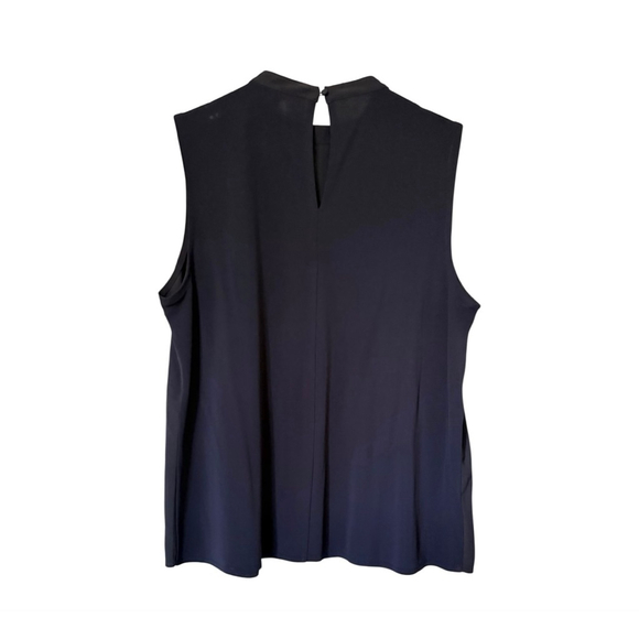 Women's Ann Taylor Navy Ruffle Pleated Sleeveless Blouse M - Picture 4 of 10